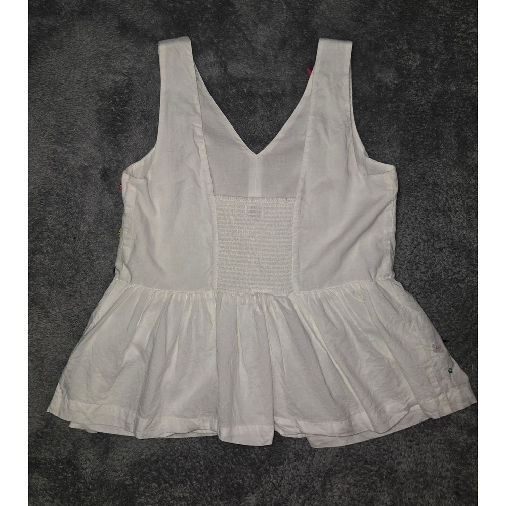 Crown & Ivy Floral Embroidered Peplum Top Sleeveless White XS Smocked Fairy - Picture 3 of 8